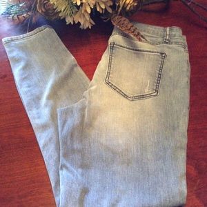 Ellen Tracy skinny jeans